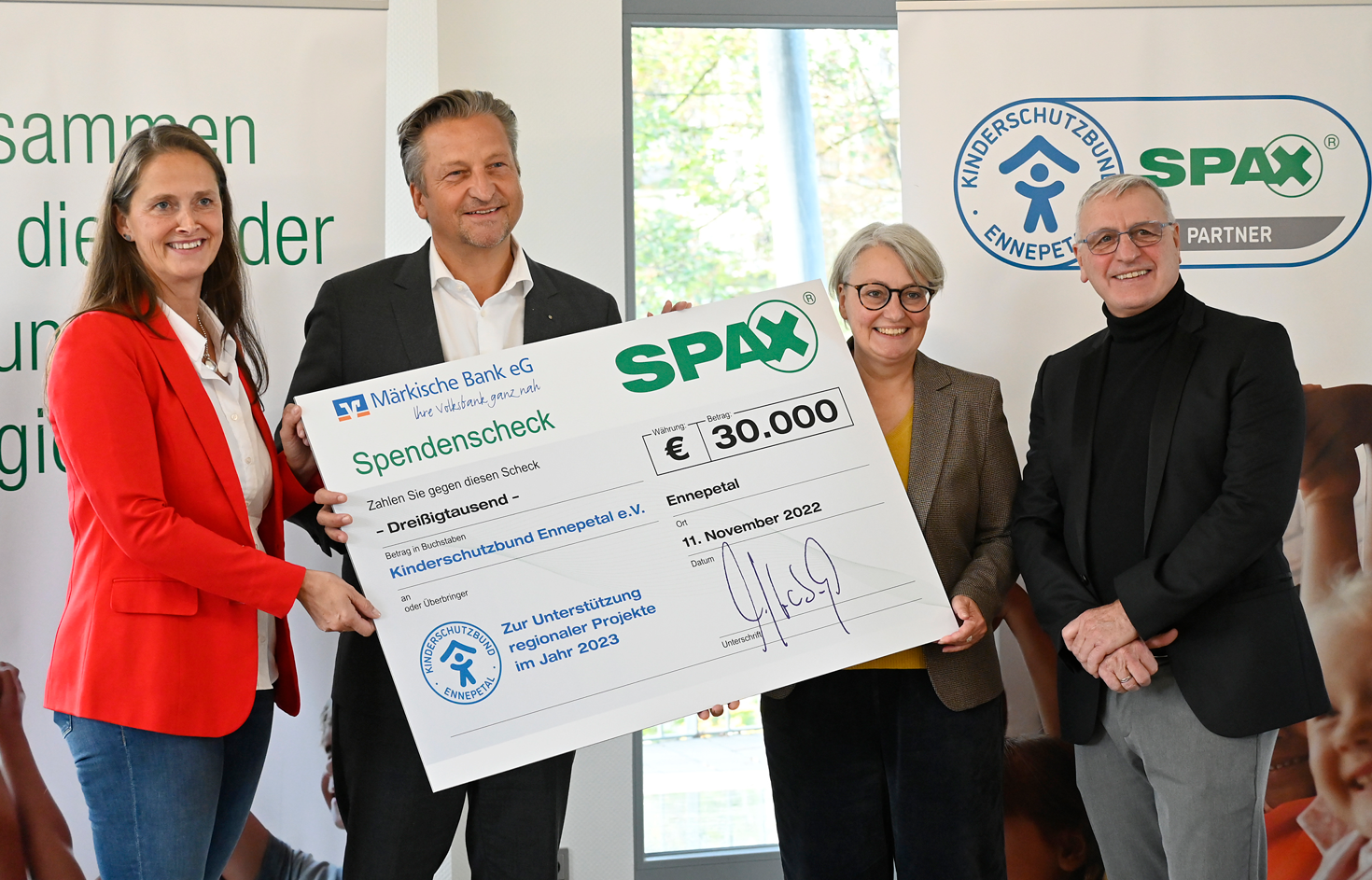Spax Wird Erster Platinpartner Beim Kinderschutzbund Ennepetal ProfiB rse